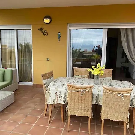 Oceanview With Garden And Bbq Zone Apartament *