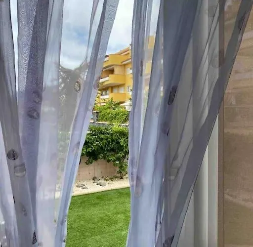 Oceanview With Garden And Bbq Zone Apartmán *